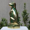 Estatuilla Verde de Perro recubierta en oro laminado